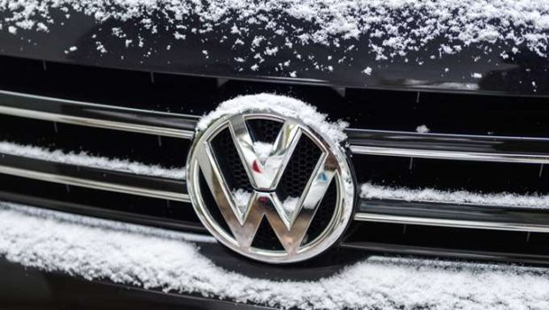 Bloomberg: H Volkswagen αποχωρεί από το Ιράν