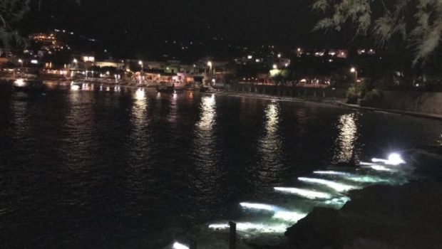 Η Αγία Πελαγία τη νύχτα – Ακόμα πιο όμορφη και ατμοσφαιρική