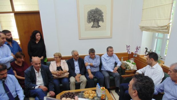 ΒΟΑΚ και μεγάλα έργα της Κρήτης στη συνάντηση Χαρίτση – Αρναουτάκη